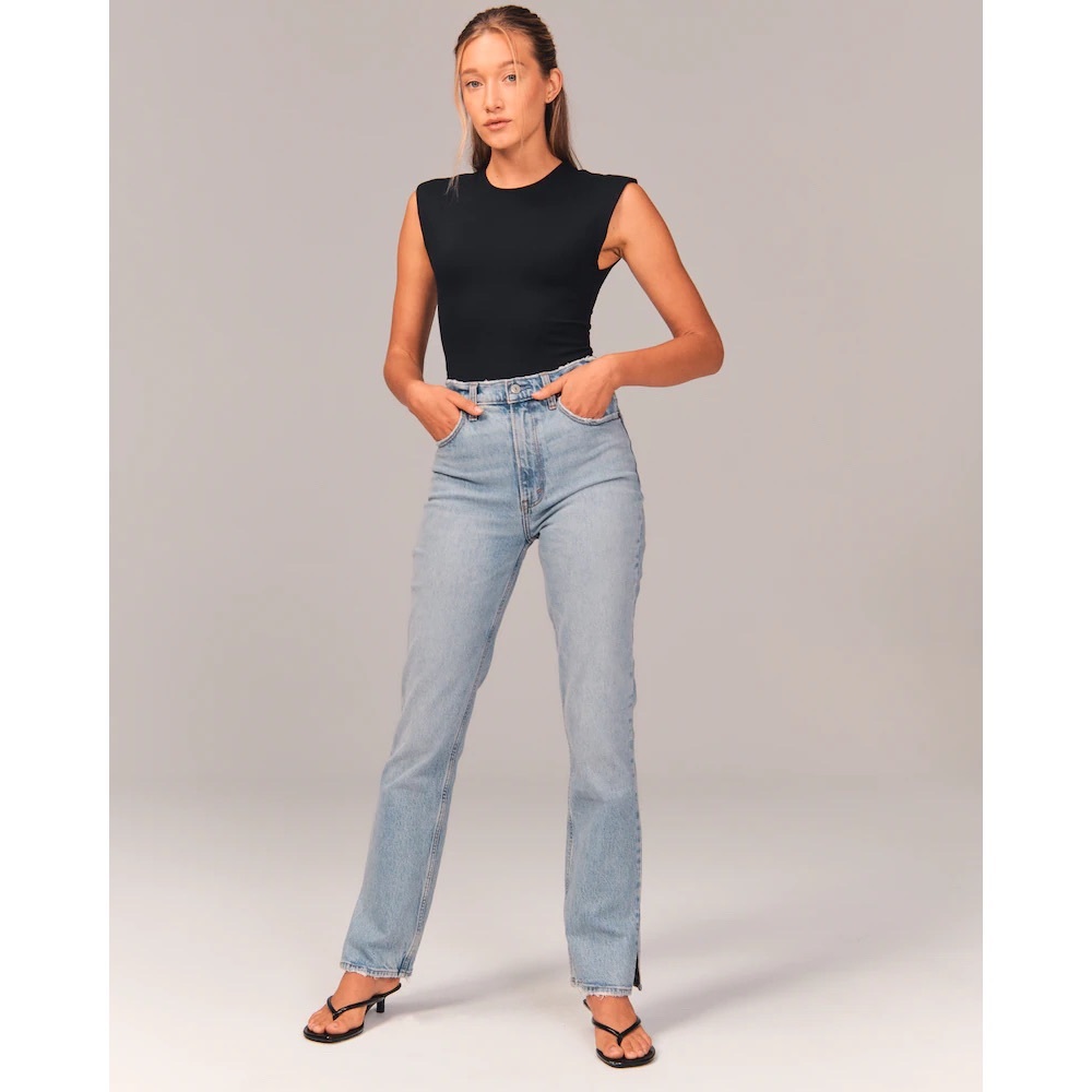 New Abercrombie 90s Straight light wash jeans